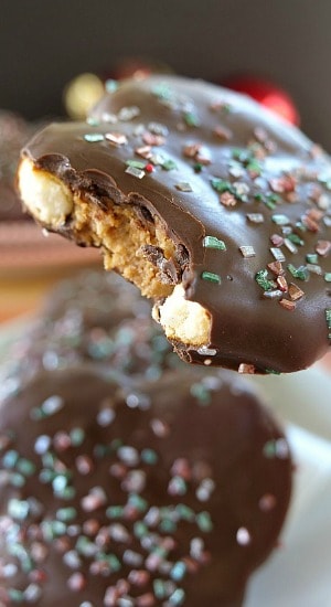 Chocolate Covered Cookie Butter Stuffed Pretzels