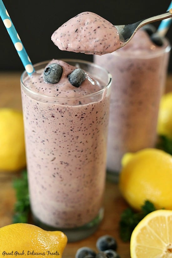 Blueberry Frosted Lemonade is super creamy, made with lemonade, vanilla ice cream and loaded with blueberries.