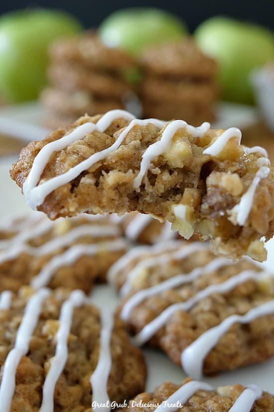 Apple Walnut Oatmeal Cookies are delicious and soft, chewy and thick, homemade cookies.