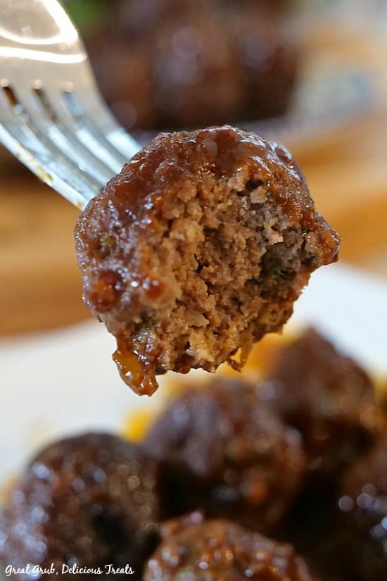 Crock Pot Barbecue Meatballs are easy to make, savory and delicious.