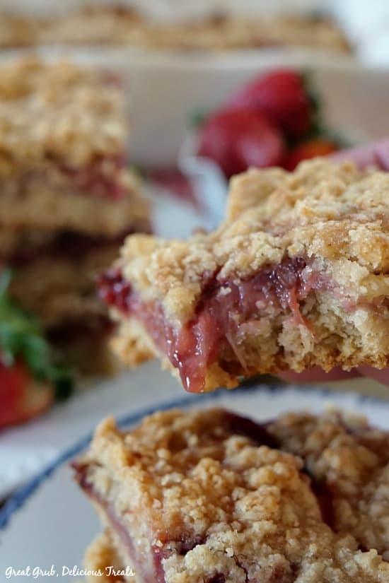 Strawberry Crumb Bars are a delicious strawberry bar recipe loaded with strawberries.