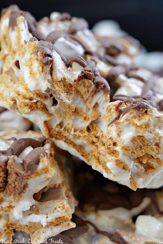 A close up photo of a marshmallow treat made with S'mores cereal.