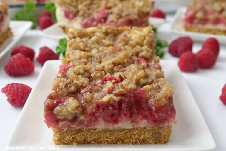 Raspberry Cheesecake Bars - Great Grub, Delicious Treats